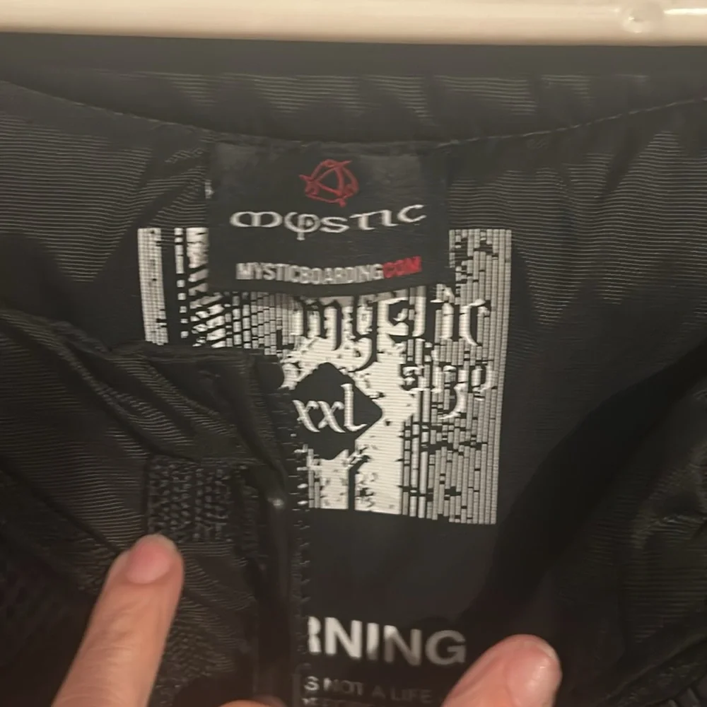 XXL 🏊 🌊 Mystic Impact Shield Vest‎ Black